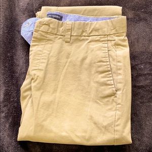 Banana Republic Men’s 34x32 Aiden Chino
